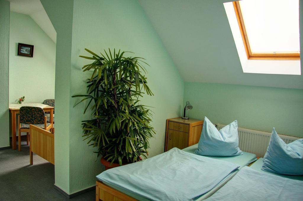 Werners Landgasthaus Lieskau Room photo
